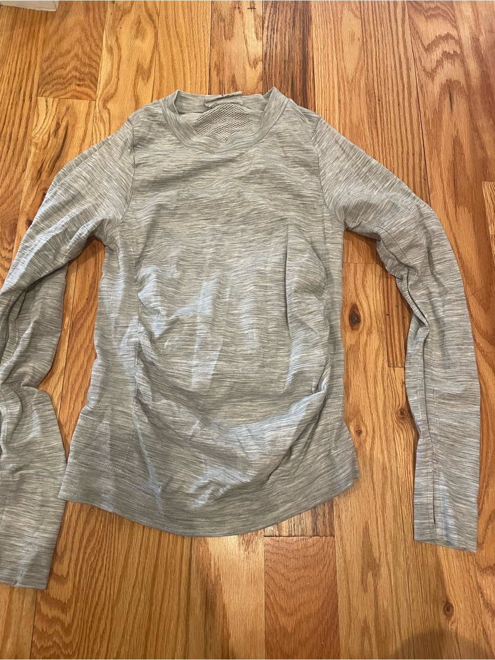 Athleta Heather Light Gray Long-Sleeve Crew Top